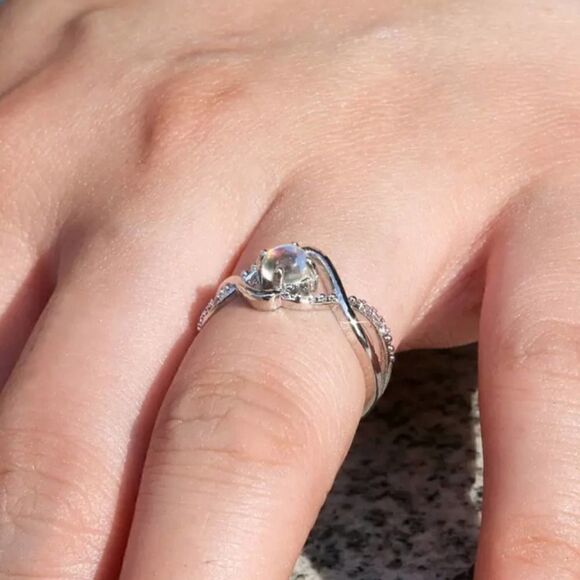 Round Cut Moonstone Ring Female Jewelry Delicate Design Size 7 - Picture 8 of 12